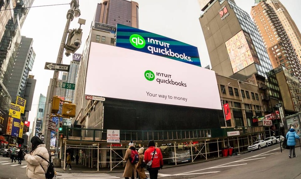 Intuit Rolls Out Tap to Pay on iPhone for SMBs Using QuickBooks Online