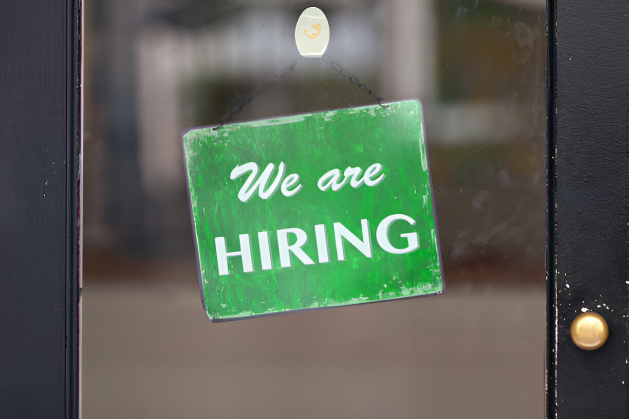 U.S. Initial Jobless Claims Tick Up, DOL Data Shows