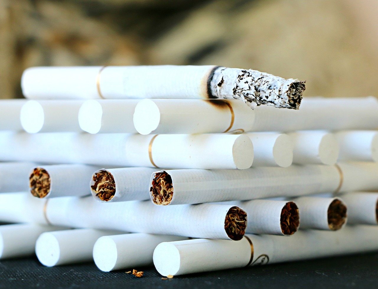 Tax Break for Cigarettes Sparks a Flood of Imports