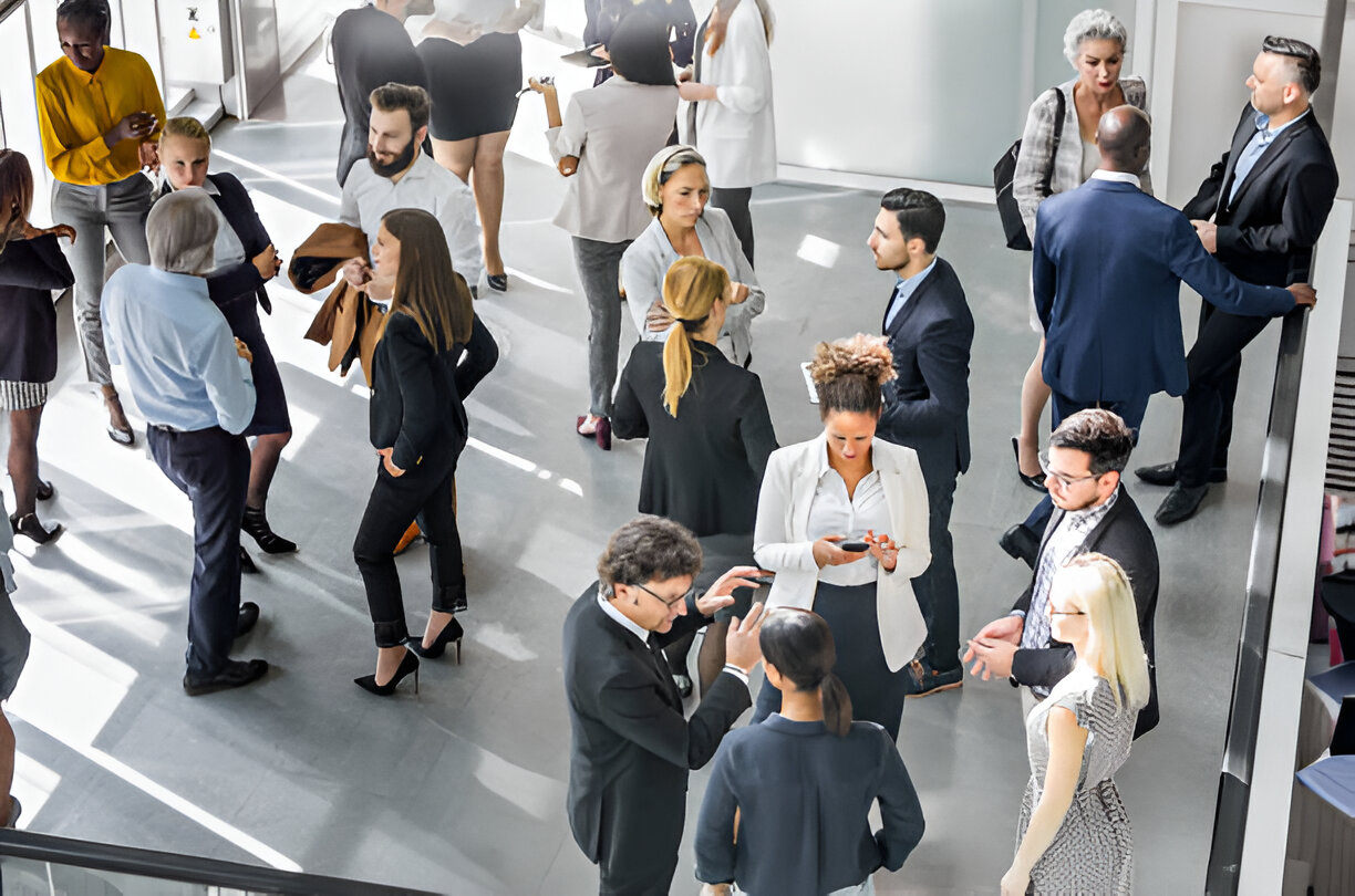 Seven in 10 Professionals Say Networking Matters More Than a Resume, Survey Finds