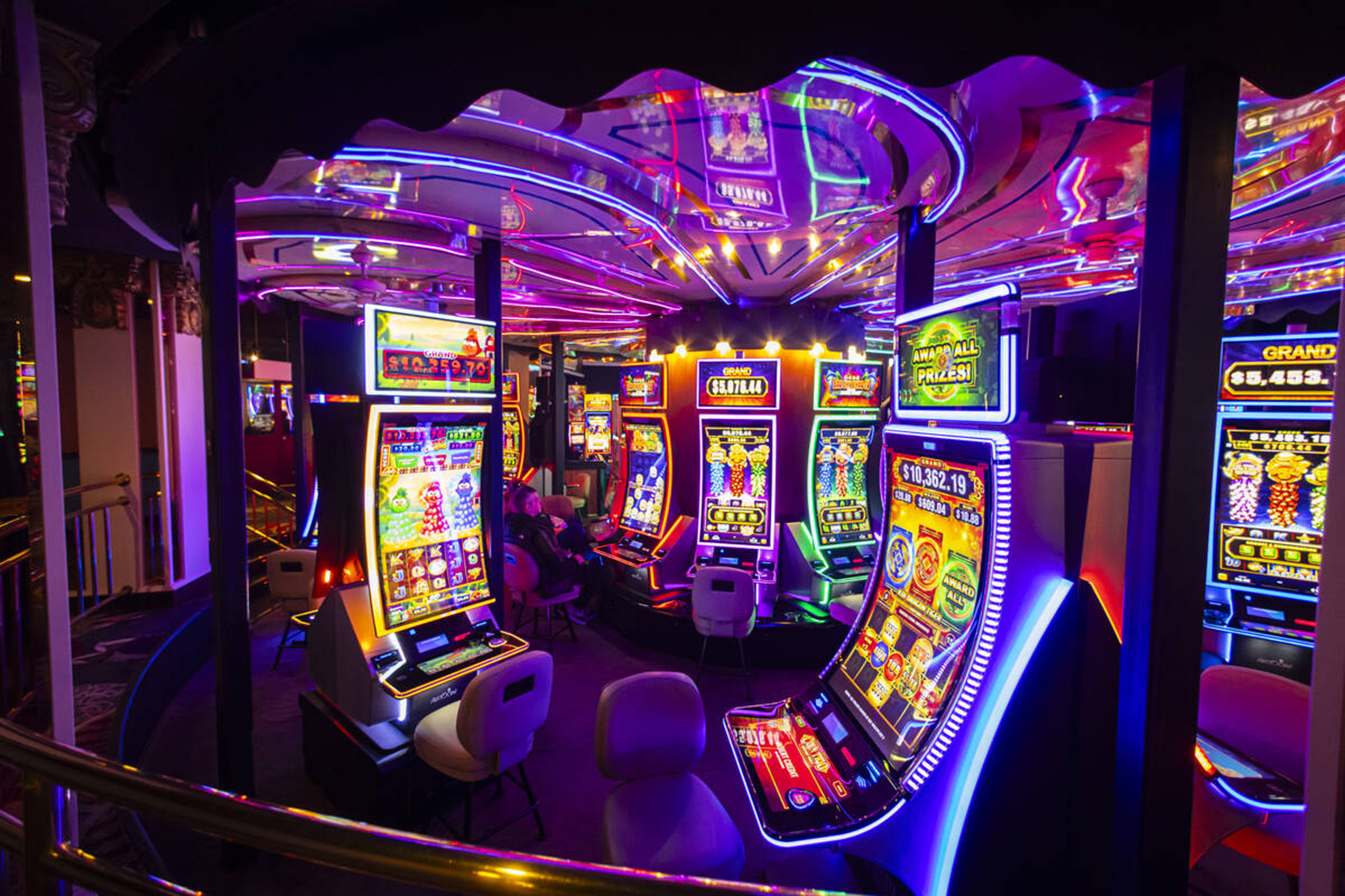 IRS Slot Machine Jackpot Threshold is Going Up, Experts Say